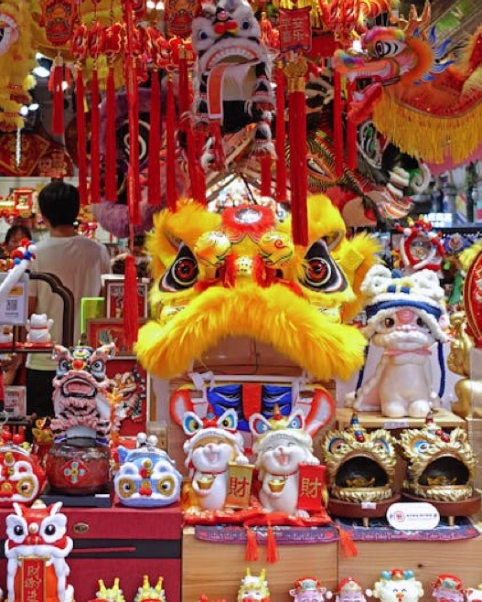 **Chinese tradition: Lion dance**